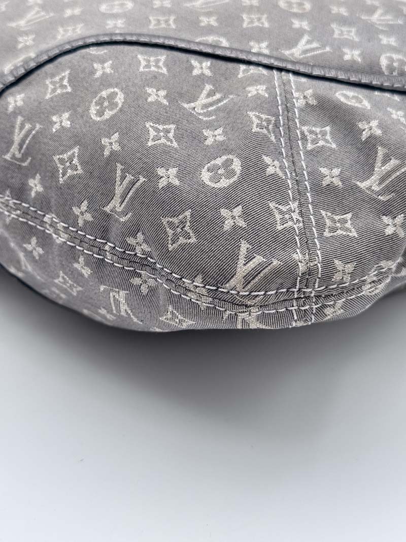 Louis Vuitton Manon PM - Get Your Designer Bag