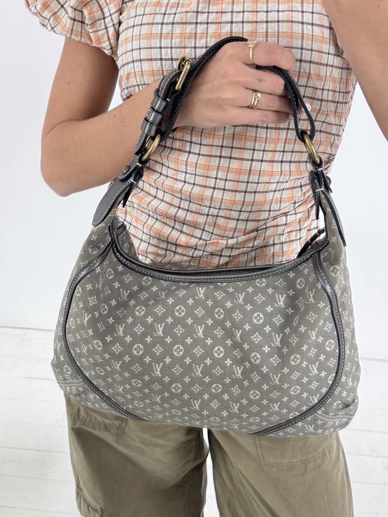 Louis Vuitton Manon PM - Get Your Designer Bag