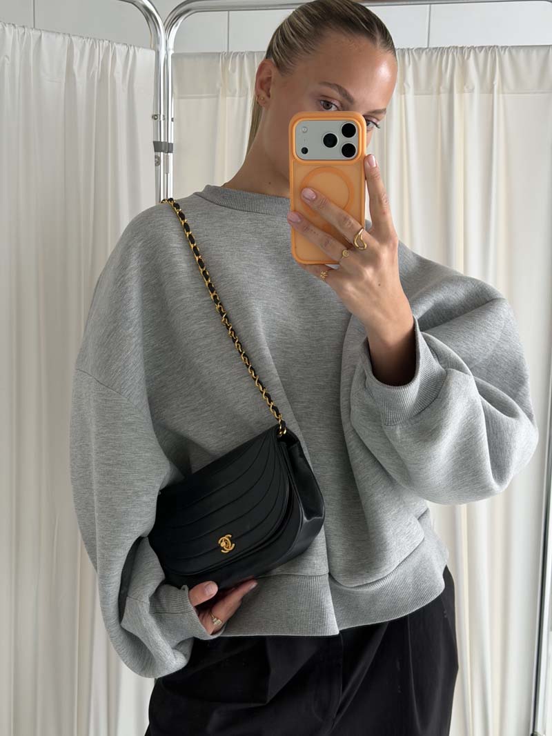 Chanel Half Moon Crossbody Bag - Afbeelding 2