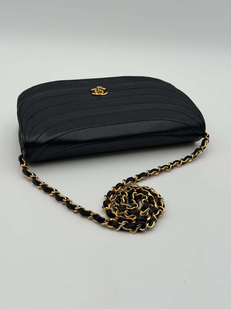 Chanel Half Moon Crossbody Bag - Afbeelding 18