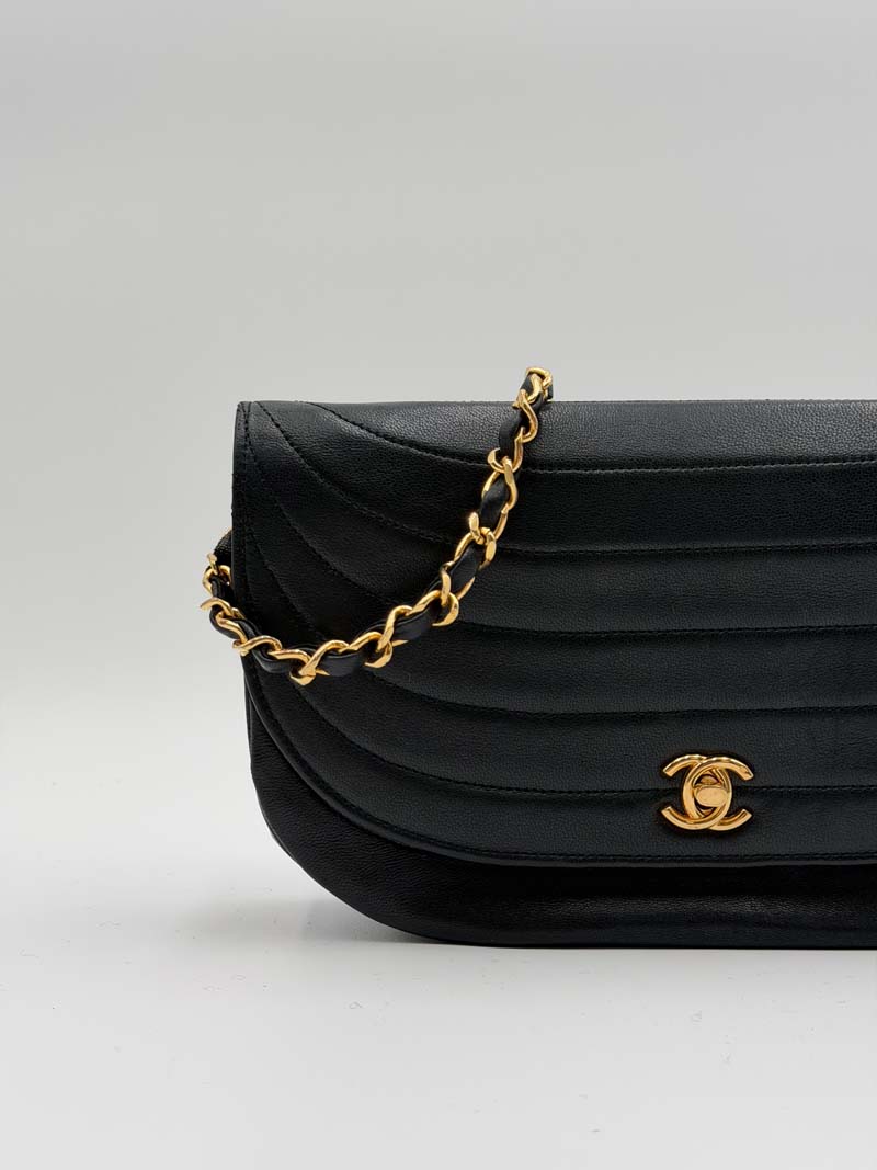 Chanel Half Moon Crossbody Bag - Afbeelding 4