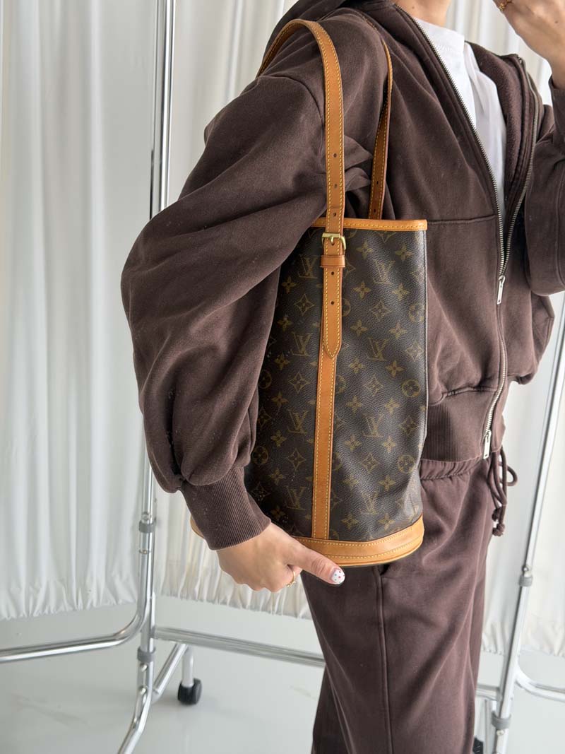 Louis Vuitton Bucket GM - Afbeelding 4