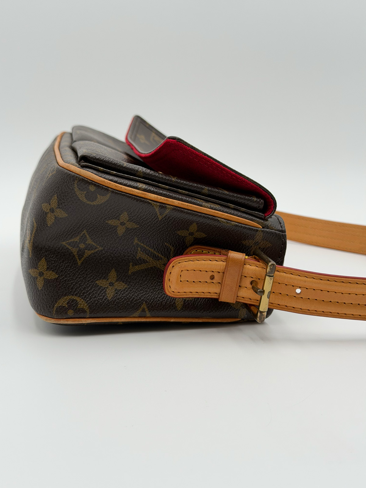 Louis Vuitton Viva Cite MM - Get Your Designer Bag