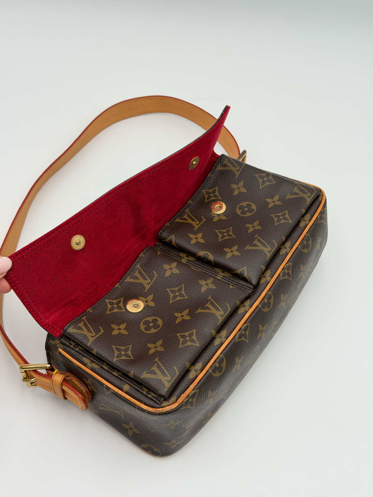 Louis Vuitton Viva Cite MM - Get Your Designer Bag