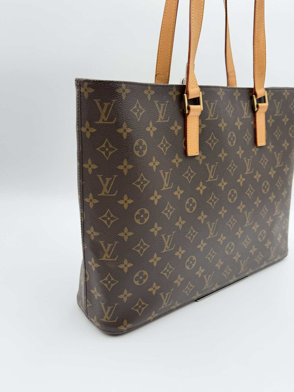 Louis Vuitton Luco Tote - Image 4