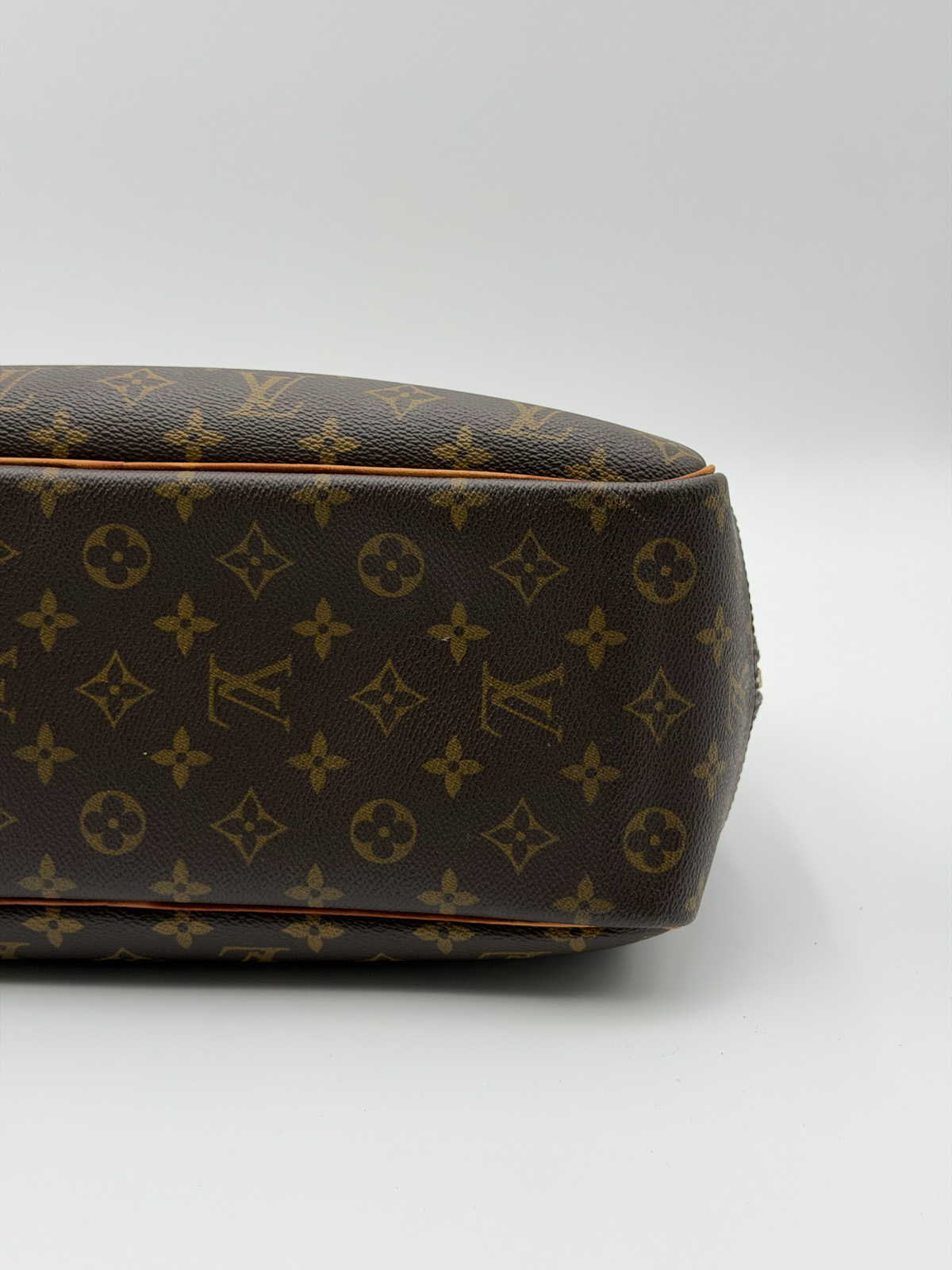 Louis Vuitton Deauville - Image 10