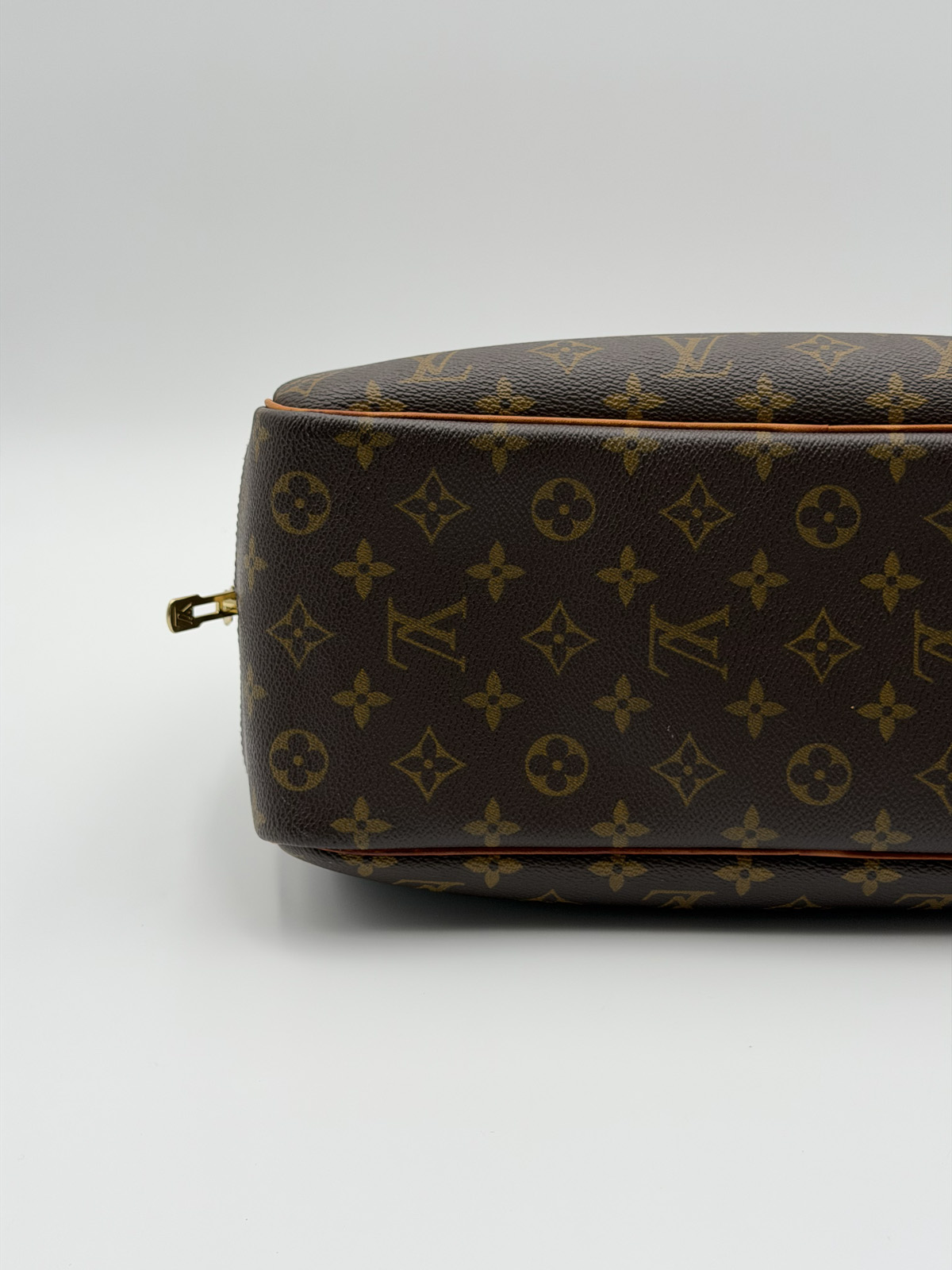 Louis Vuitton Deauville - Image 9