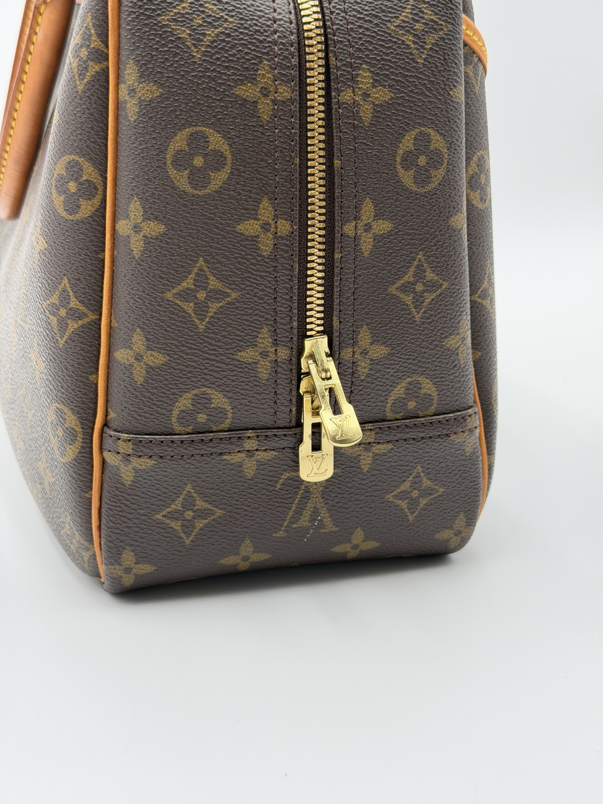 Louis Vuitton Deauville - Image 8