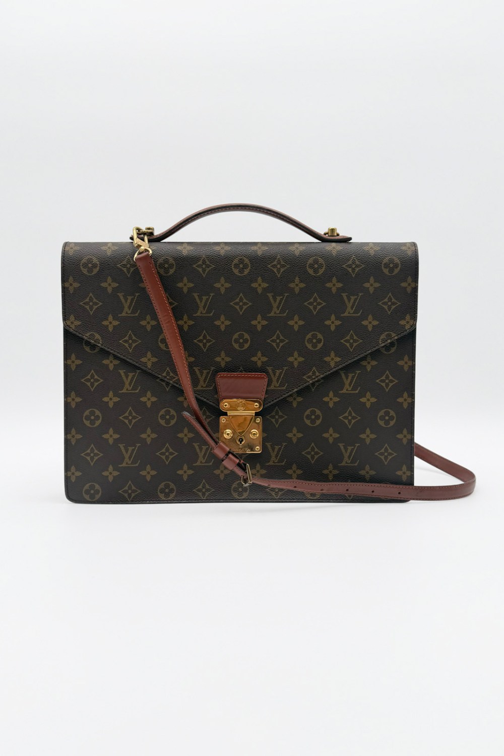 Louis Vuitton Porte Documents Bandouliere