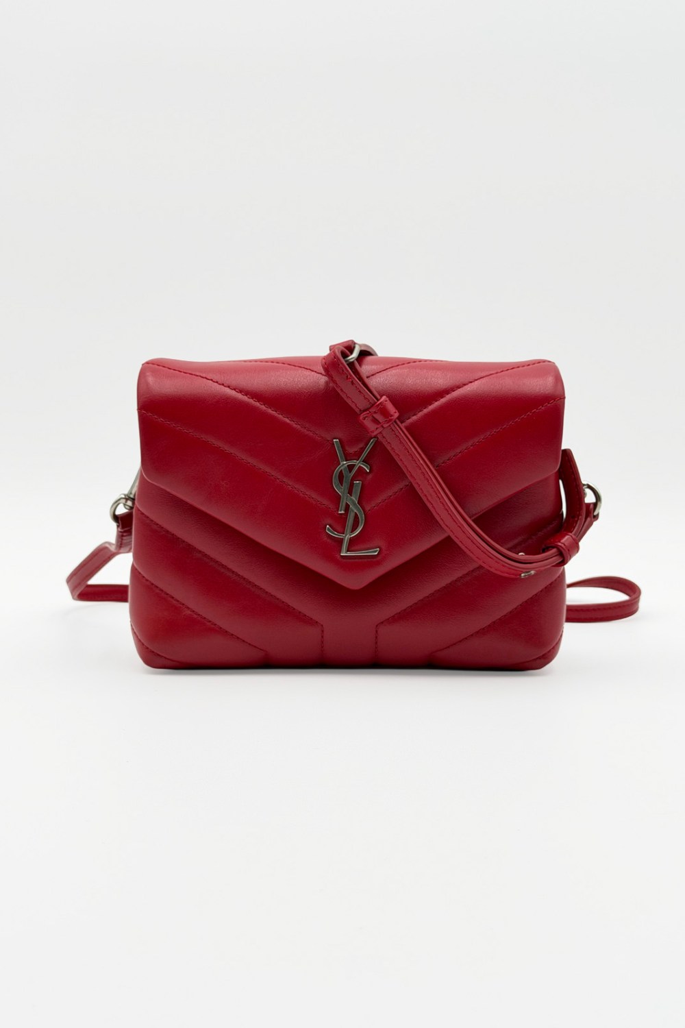 Yves Saint Laurent Loulou Toy Red