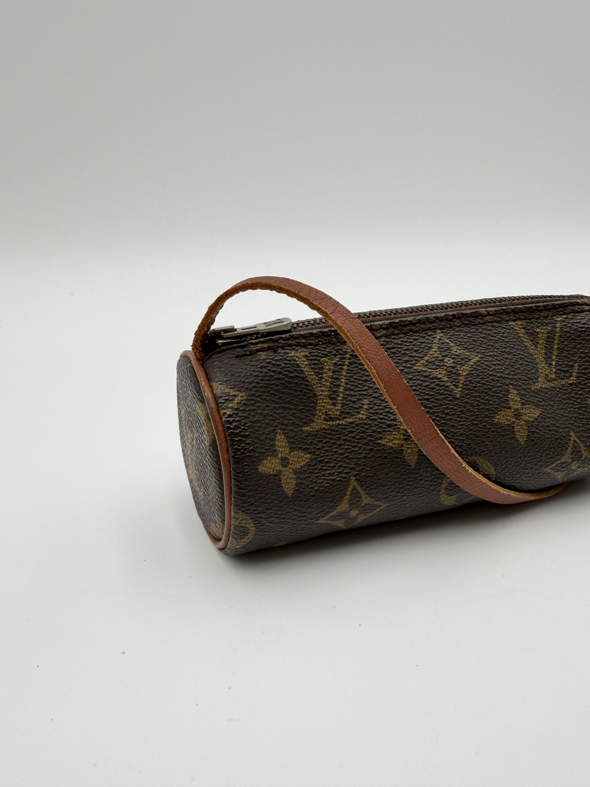 Louis Vuitton Mini Papillon - Image 4