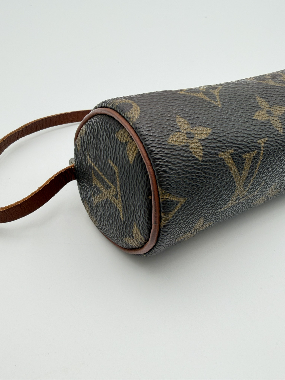 Louis Vuitton Mini Papillon - Image 9