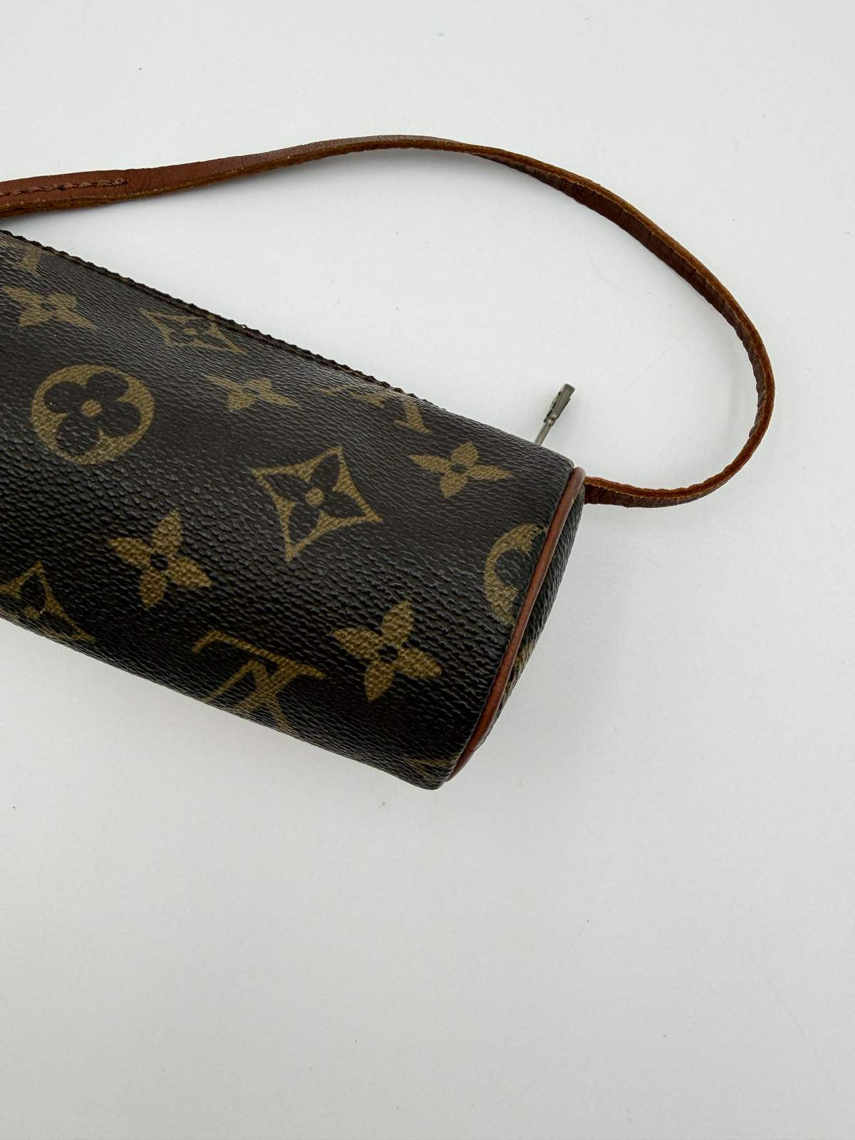 Louis Vuitton Mini Papillon - Image 7