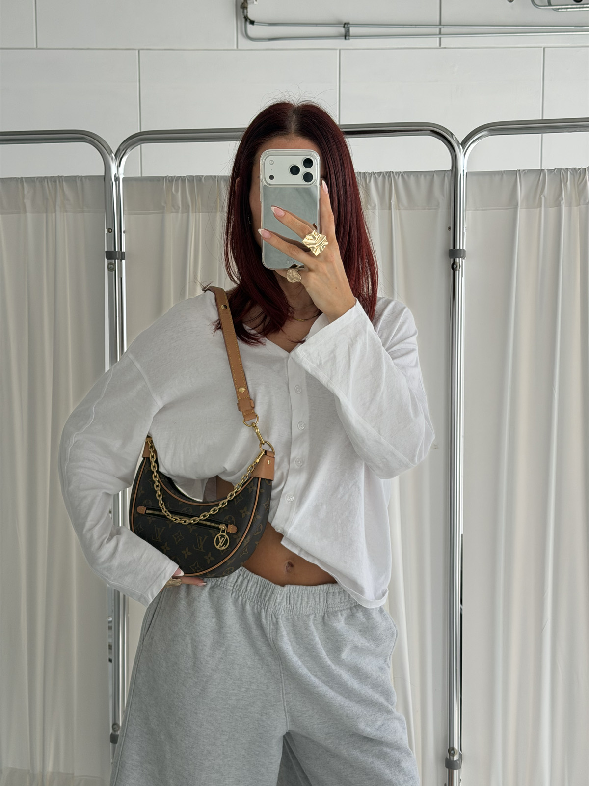 Louis Vuitton Loop - Image 3